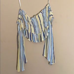 Off the shoulder, cropped shirt